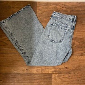 Hollister Low-Rise Baggy Flare Jeans
